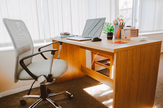 Limpeza no ambiente de trabalho