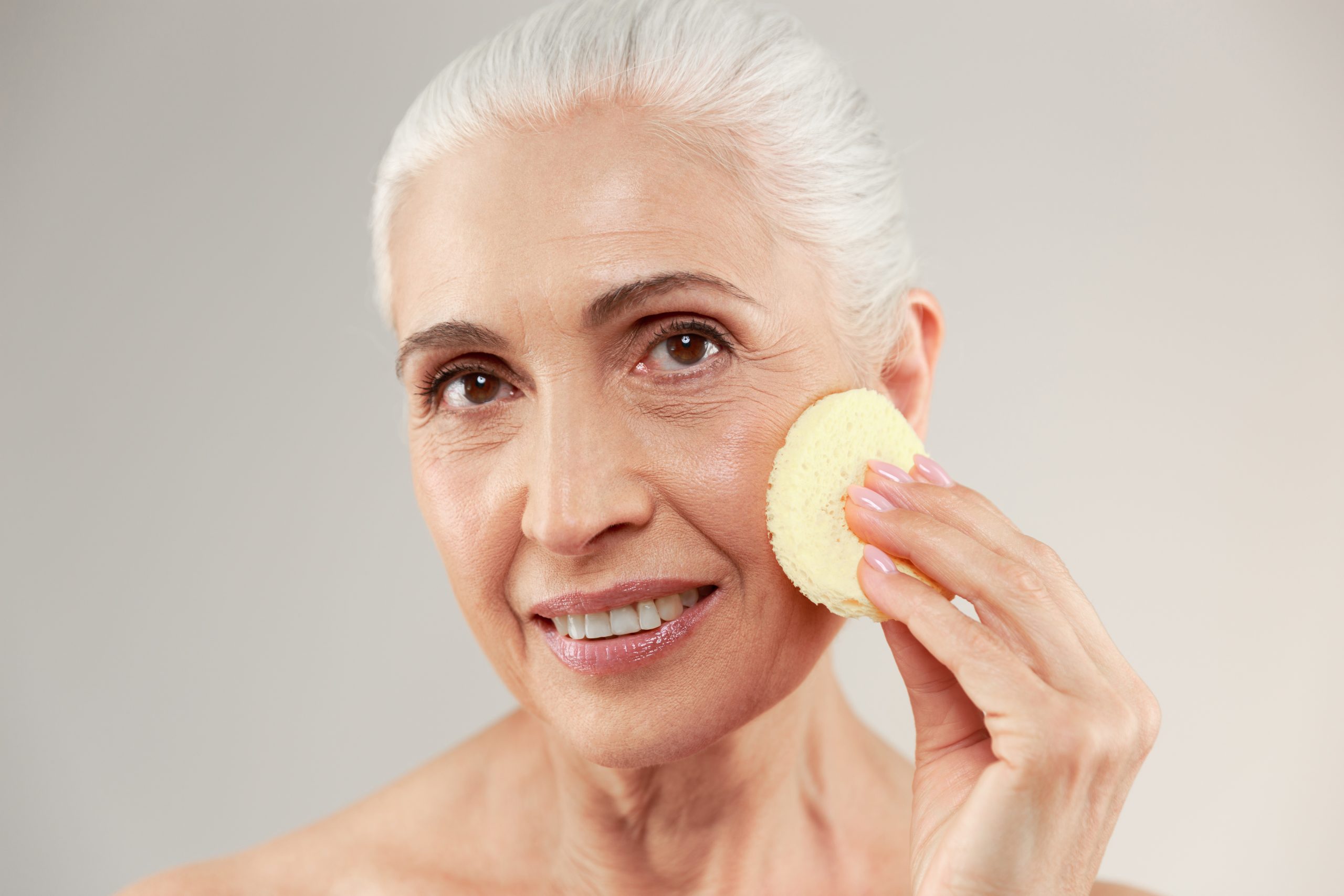 Saiba como reduzir o envelhecimento precoce da pele
