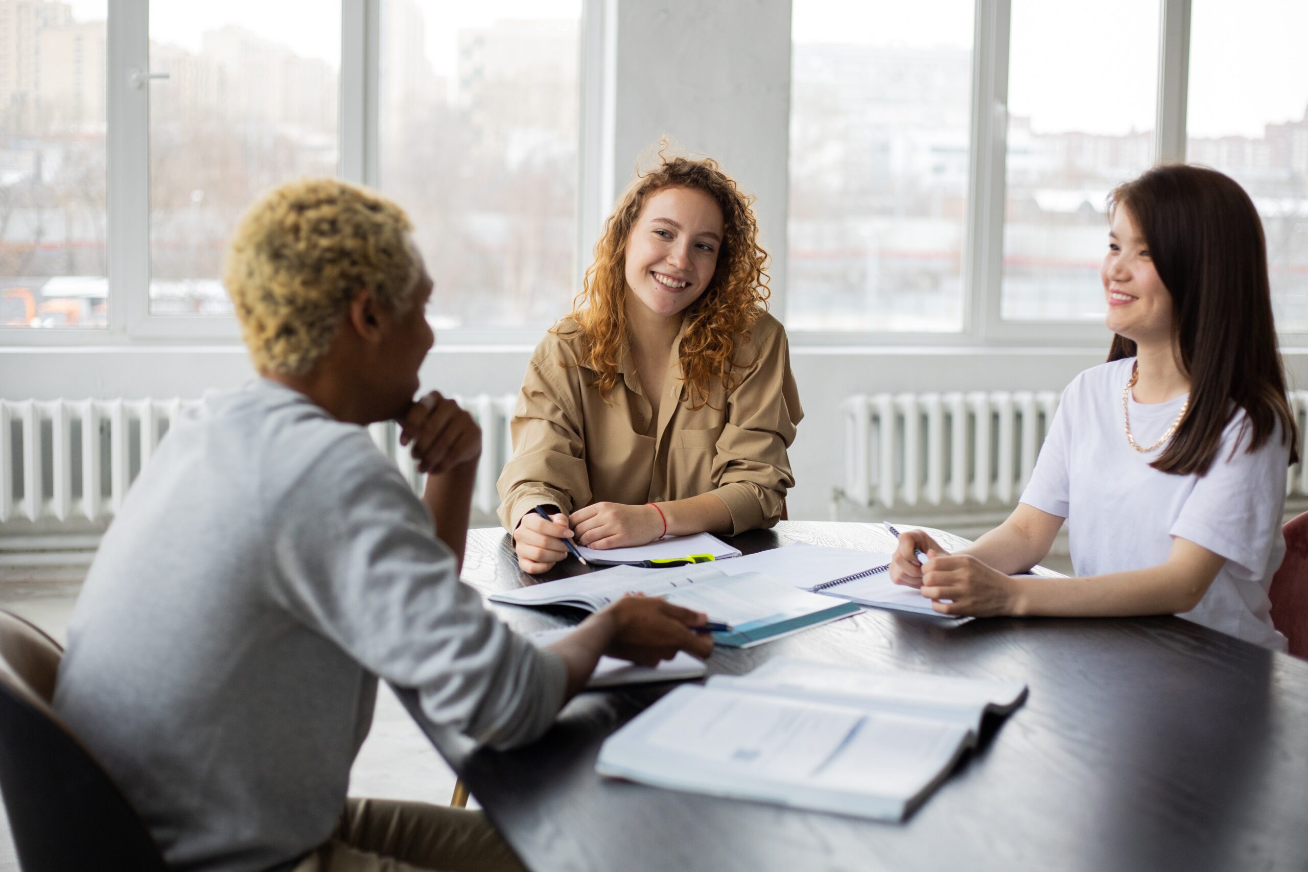 Como criar conteúdo interativo e envolvente que aumente a participação do público