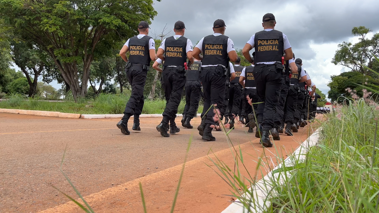 O que é preciso para ser um policial?