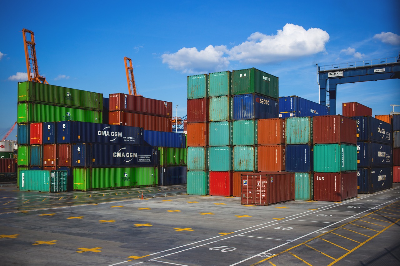 5 vantagens de usar containers na sua empresa