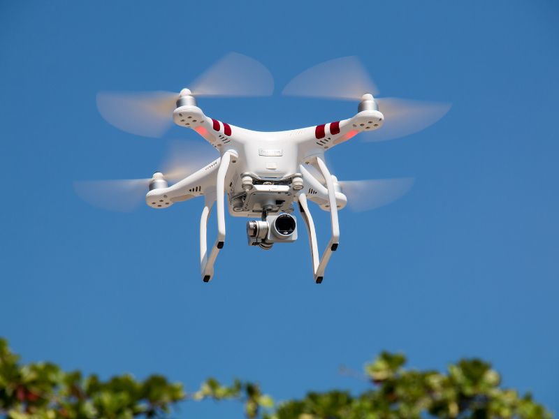 Utilizando Drones para Levantamentos Topográficos Uma Revolução Tecnológica
