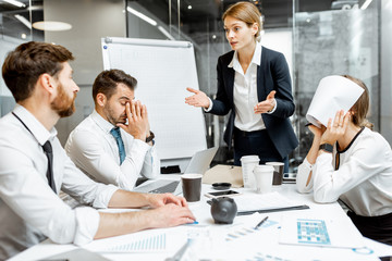 Gestão de Conflitos no Ambiente de Trabalho: Técnicas de Mediação para Líderes