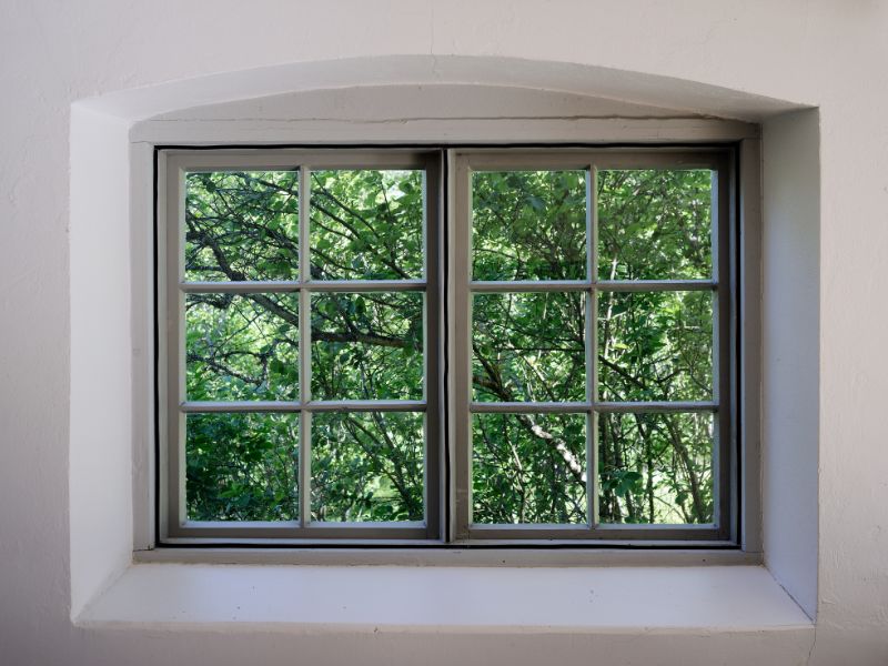 Casa Sofisticada com Vidros Personalizados em Projetos Residenciais